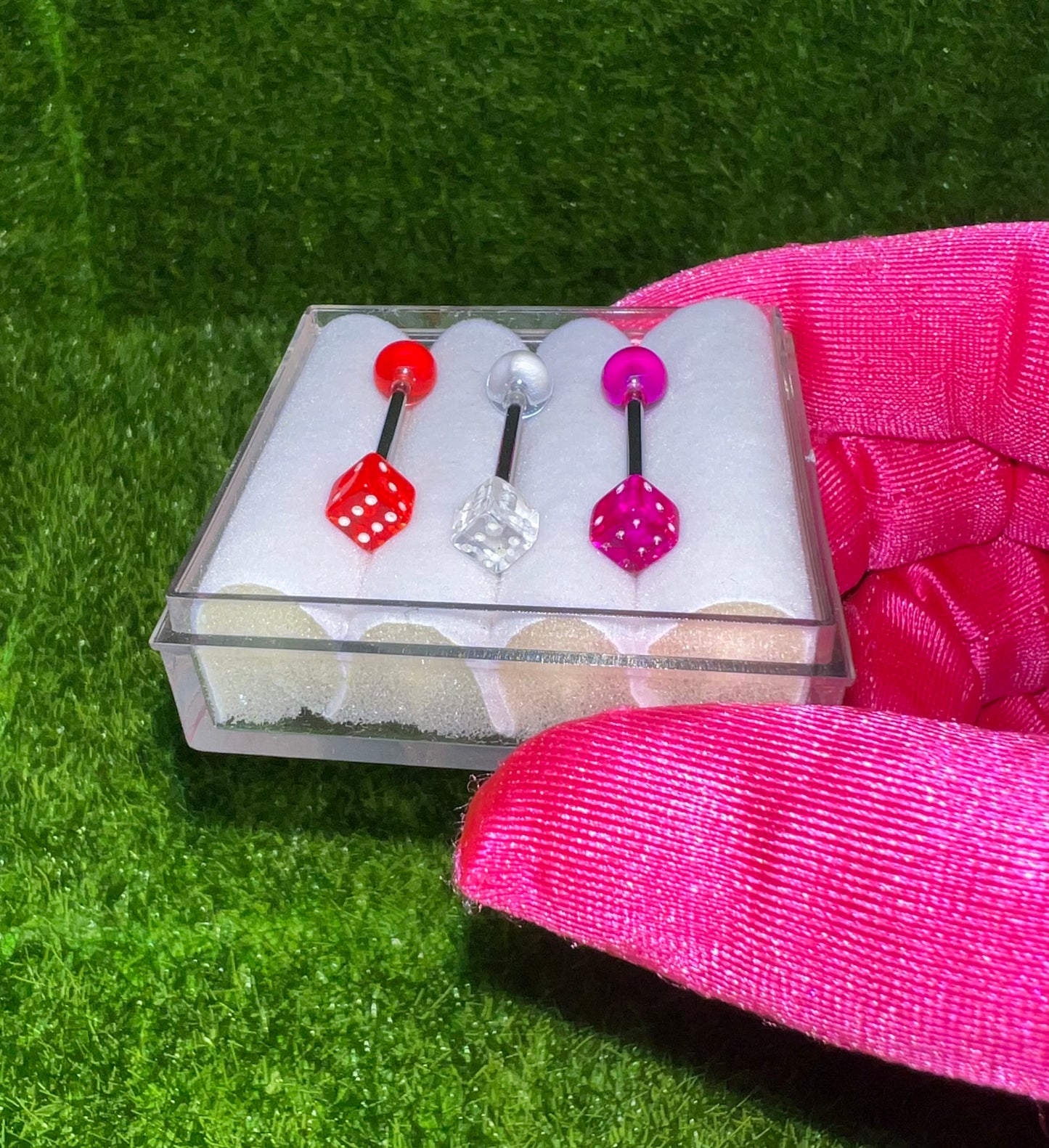 Dice Tongue Ring π²
